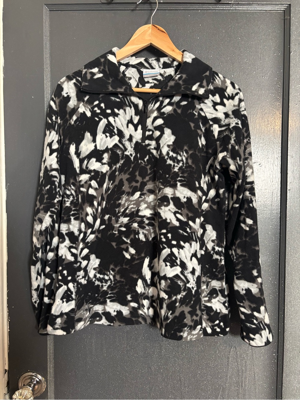 Columbia Black & White Patterned Teddy Jacket